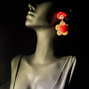 Queen of Red Hearts Yellow Flower Checkerboard Cartoon Silver Earrings